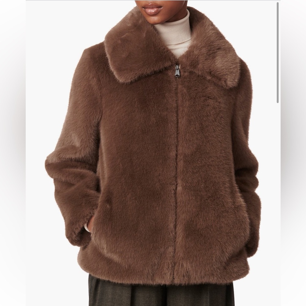 Bernardo Elegant Tan Faux Fur Jacket - Small